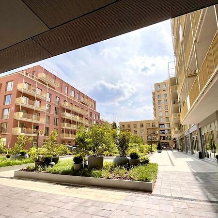 Exquisite - Two Bedroom Apartment Bucharest Luaran gambar