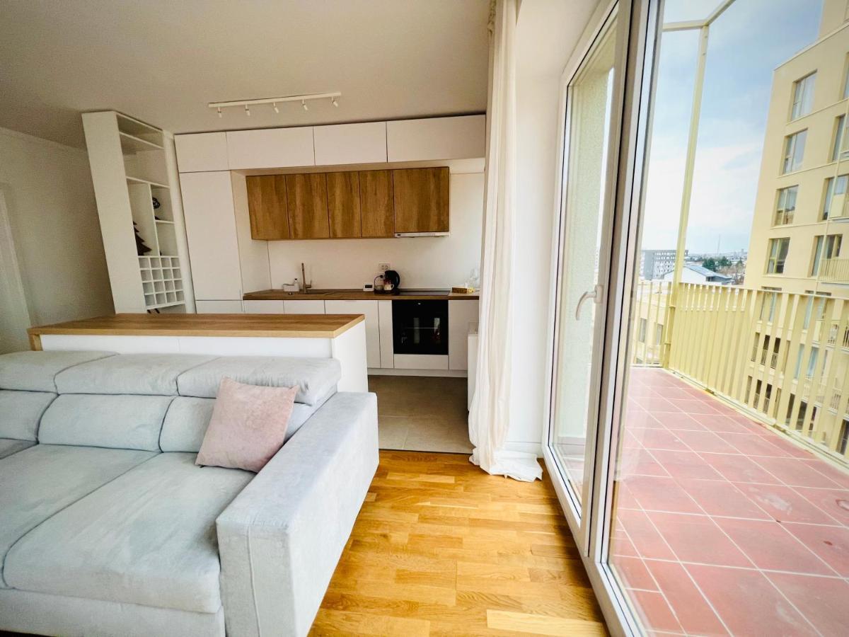 Exquisite - Two Bedroom Apartment Bucharest Luaran gambar