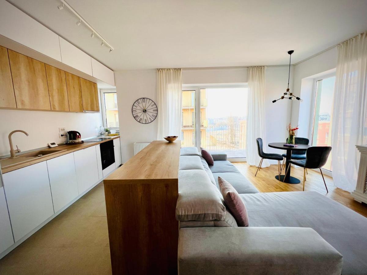 Exquisite - Two Bedroom Apartment Bucharest Luaran gambar