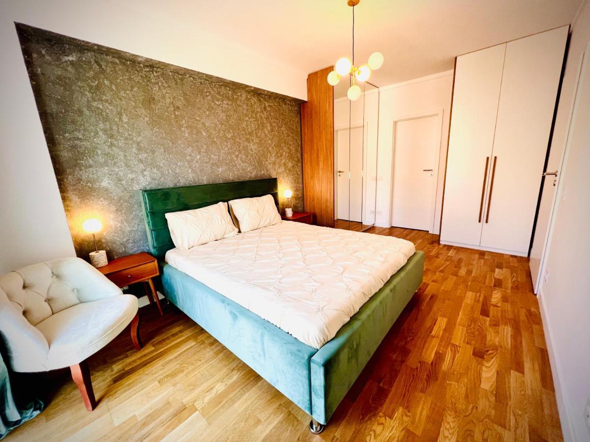 Exquisite - Two Bedroom Apartment Bucharest Luaran gambar