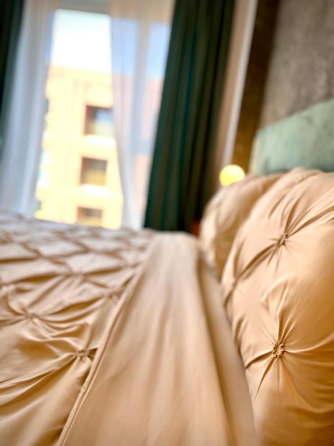 Exquisite - Two Bedroom Apartment Bucharest Luaran gambar